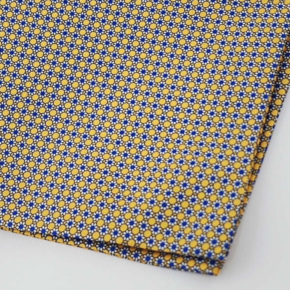 Gold Micro Pattern Ascot Tie - Image 3