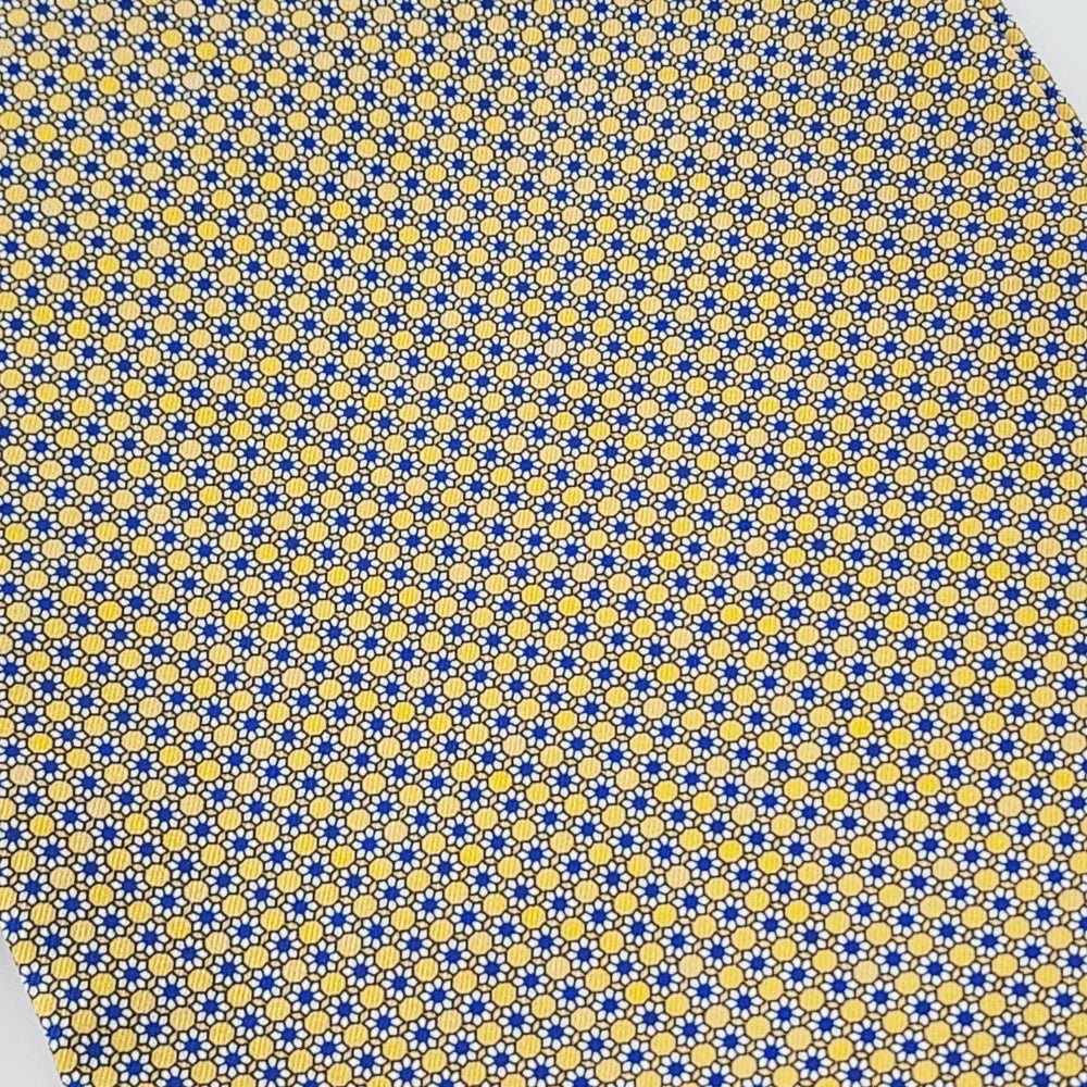Gold Micro Pattern Ascot Tie - Image 4